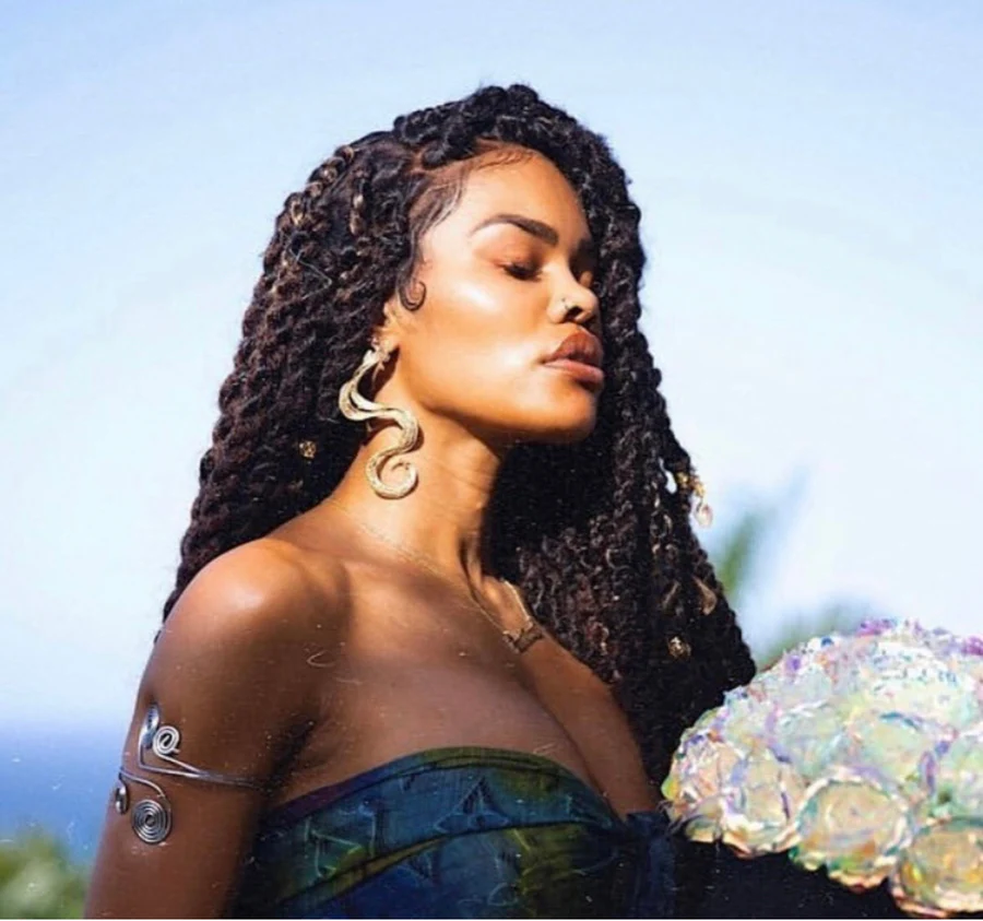 81B47E9F-C5BB-424C-8364-66D2140979F3_900x